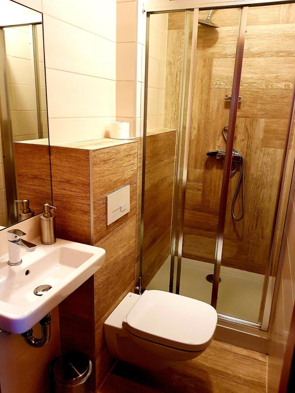 Bed and Breakfast Platinum Budzyn  Экстерьер фото