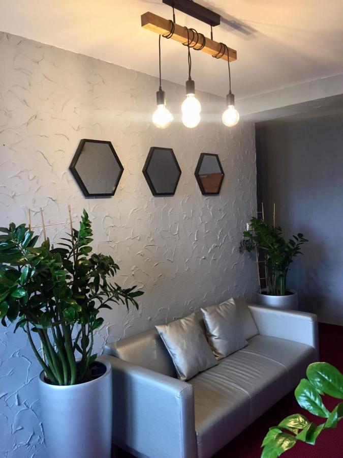 Bed and Breakfast Platinum Budzyn  Экстерьер фото
